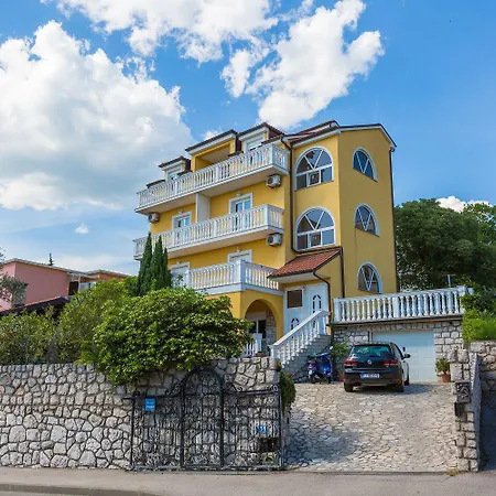 아파트 Cozy Studio-apartment Nur 300 Meter Zum Mit Meerblick Und Parkplatz