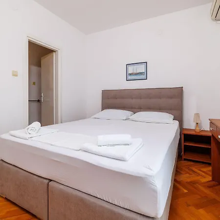 Cozy Studio-apartment Nur 300 Meter Zum Mit Meerblick Und Parkplatz Crikvenica