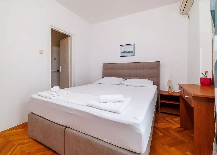 Cozy Studio-apartment Nur 300 Meter Zum Mit Meerblick Und Parkplatz Crikvenica